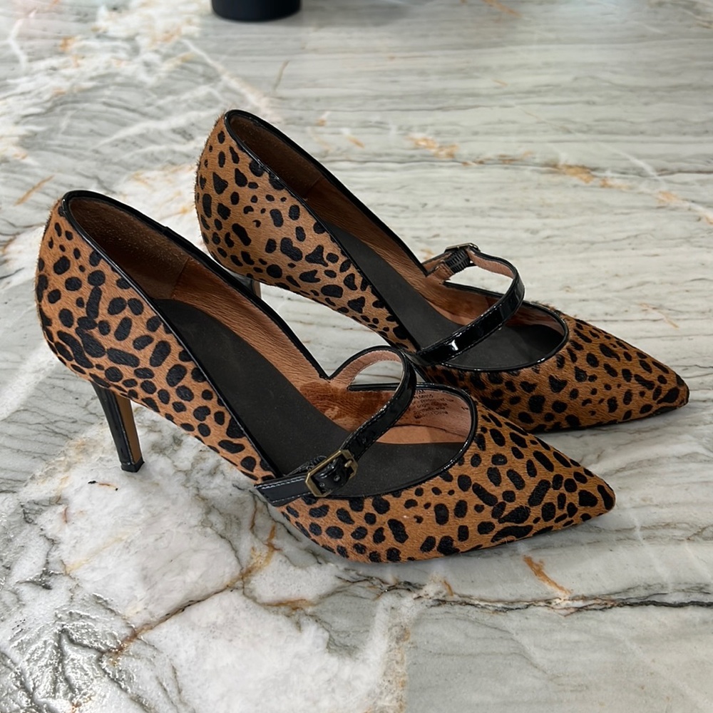 Halogen calf hair heels, leopard print, size 6.5